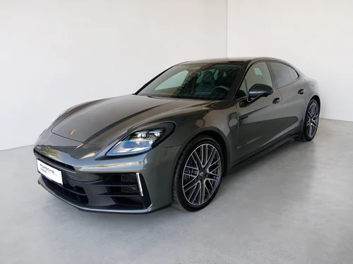 Porsche Panamera 4 E-Hybrid