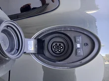 Porsche Panamera 4 E-Hybrid in aventuringrünmetallic