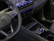 VW Tayron Sport eHybrid DSG 200kW in Grenadillschwarz Metallic