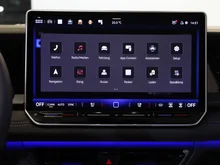 VW Tayron Sport eHybrid DSG 200kW in Grenadillschwarz Metallic