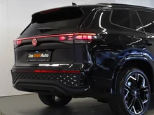 VW Tayron Sport eHybrid DSG 200kW in Grenadillschwarz Metallic