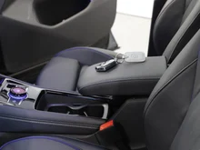 VW Tayron Sport eHybrid DSG 200kW in Grenadillschwarz Metallic