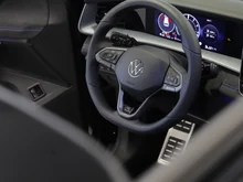 VW Tayron Sport eHybrid DSG 200kW in Grenadillschwarz Metallic