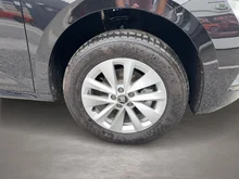 Škoda Kamiq Selection TSI DSG in Black-Magic Perleffekt