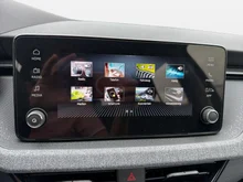 Škoda Kamiq Selection TSI DSG in Black-Magic Perleffekt