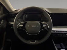Škoda Octavia Combi Essence TSI mHEV DSG in Graphit-Grau Metallic