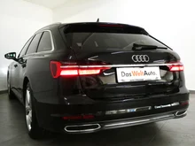 Audi A6 Avant 40 TDI Sport in 0E Mythosschwarz Metallic