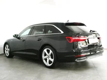 Audi A6 Avant 40 TDI Sport in 0E Mythosschwarz Metallic