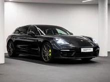 Porsche Panamera 4 E-Hybrid Sport Turismo G2 II in vulkangraumetallic