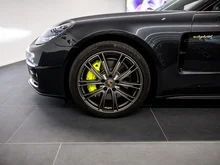 Porsche Panamera 4 E-Hybrid Sport Turismo G2 II in vulkangraumetallic