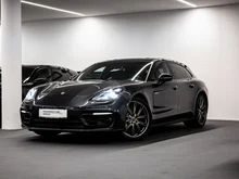 Porsche Panamera 4 E-Hybrid Sport Turismo G2 II in vulkangraumetallic