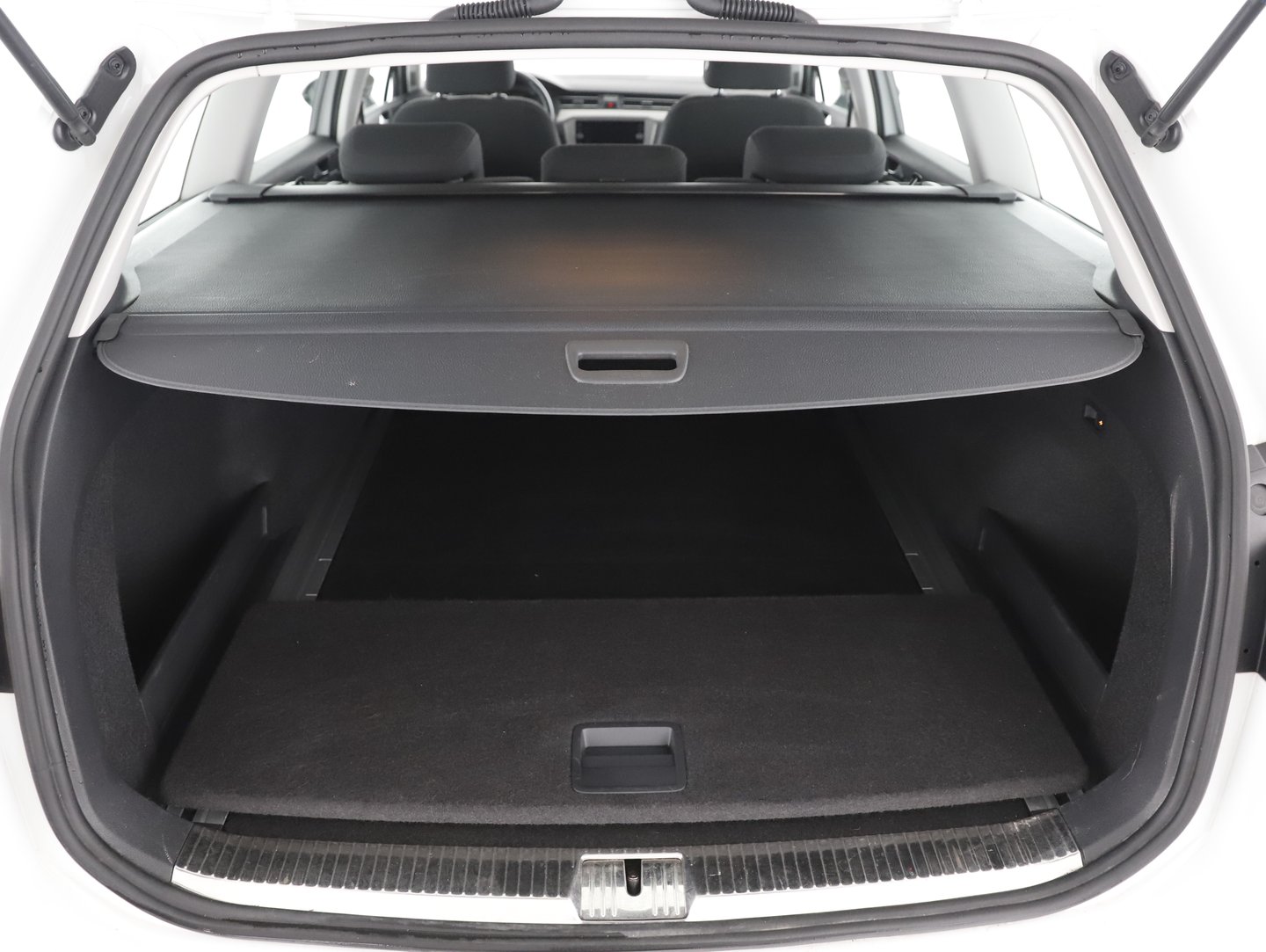 VW Passat Variant Business TDI DSG | Bild 10 von 14