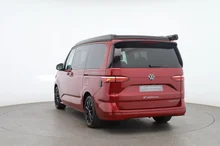 VW California Beach eHybrid 180 kW 4M in Fortanarot Met./Dach Deepblack Perleff.