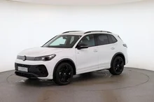 VW Tiguan Sport eTSI DSG in Pure White