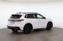 VW Tiguan Sport eTSI DSG in Pure White