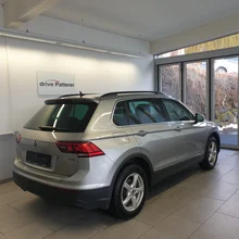 Thumbnail-Foto von Fahrzeug