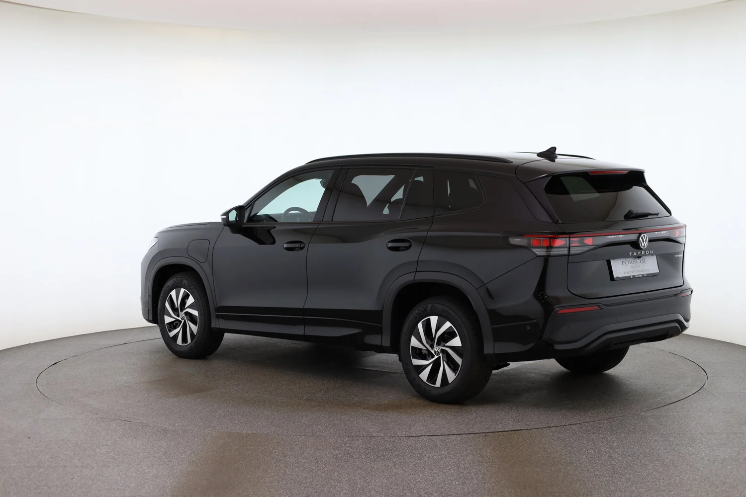 Bild eines VW Tayron Friends eHybrid DSG 150kW