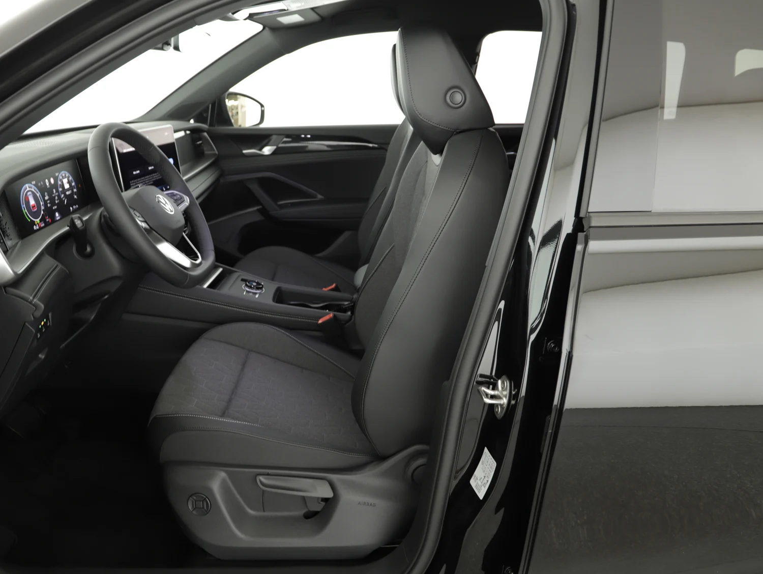 Bild eines VW Tayron Friends eHybrid DSG 150kW