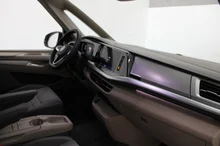 VW Multivan Edition eHybrid 180 kW 4MOTION in Indiumgrau Metallic/Dach Deepblack