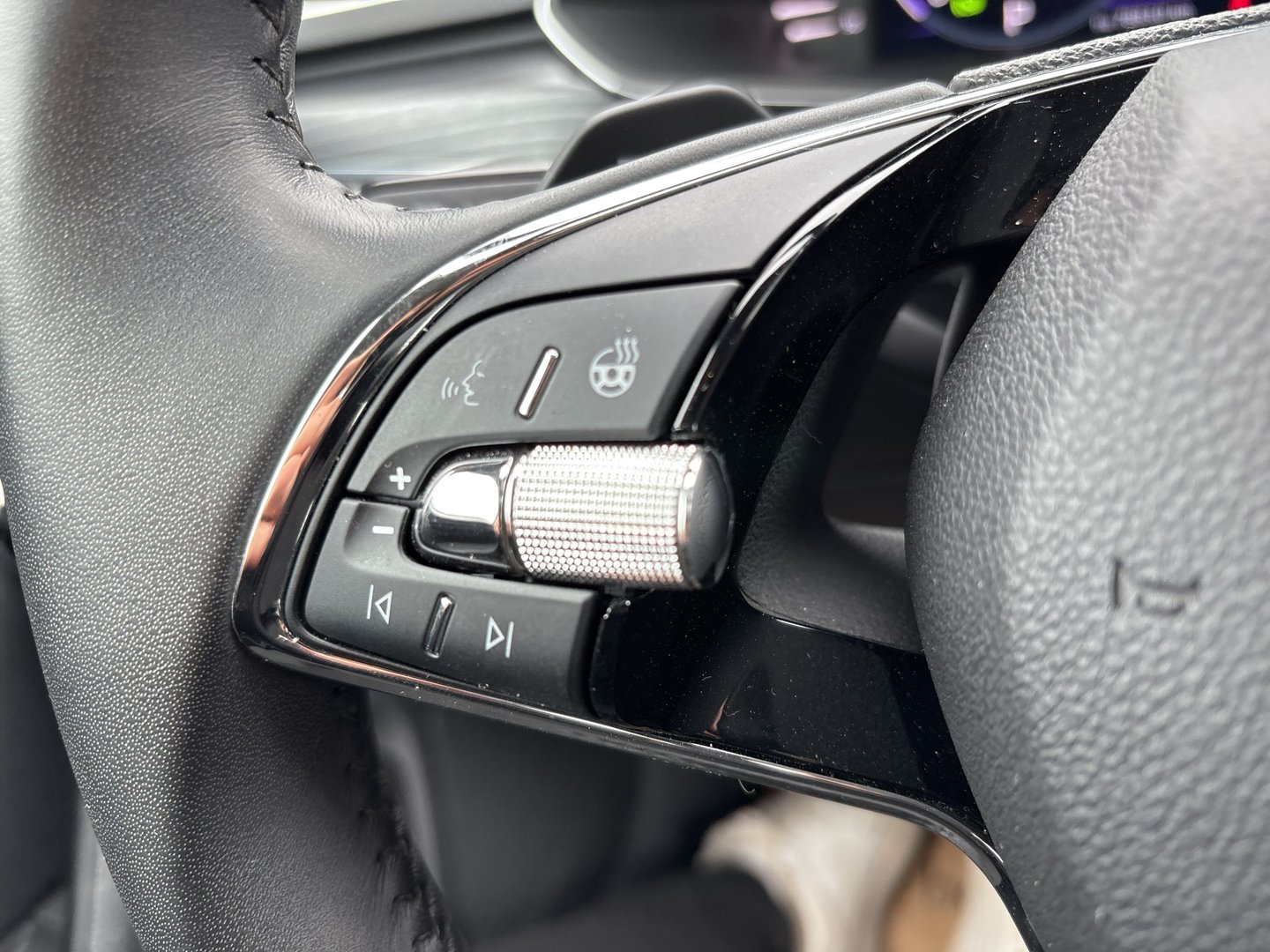 Škoda Superb 4x4 Style TSI DSG | Bild 12 von 23
