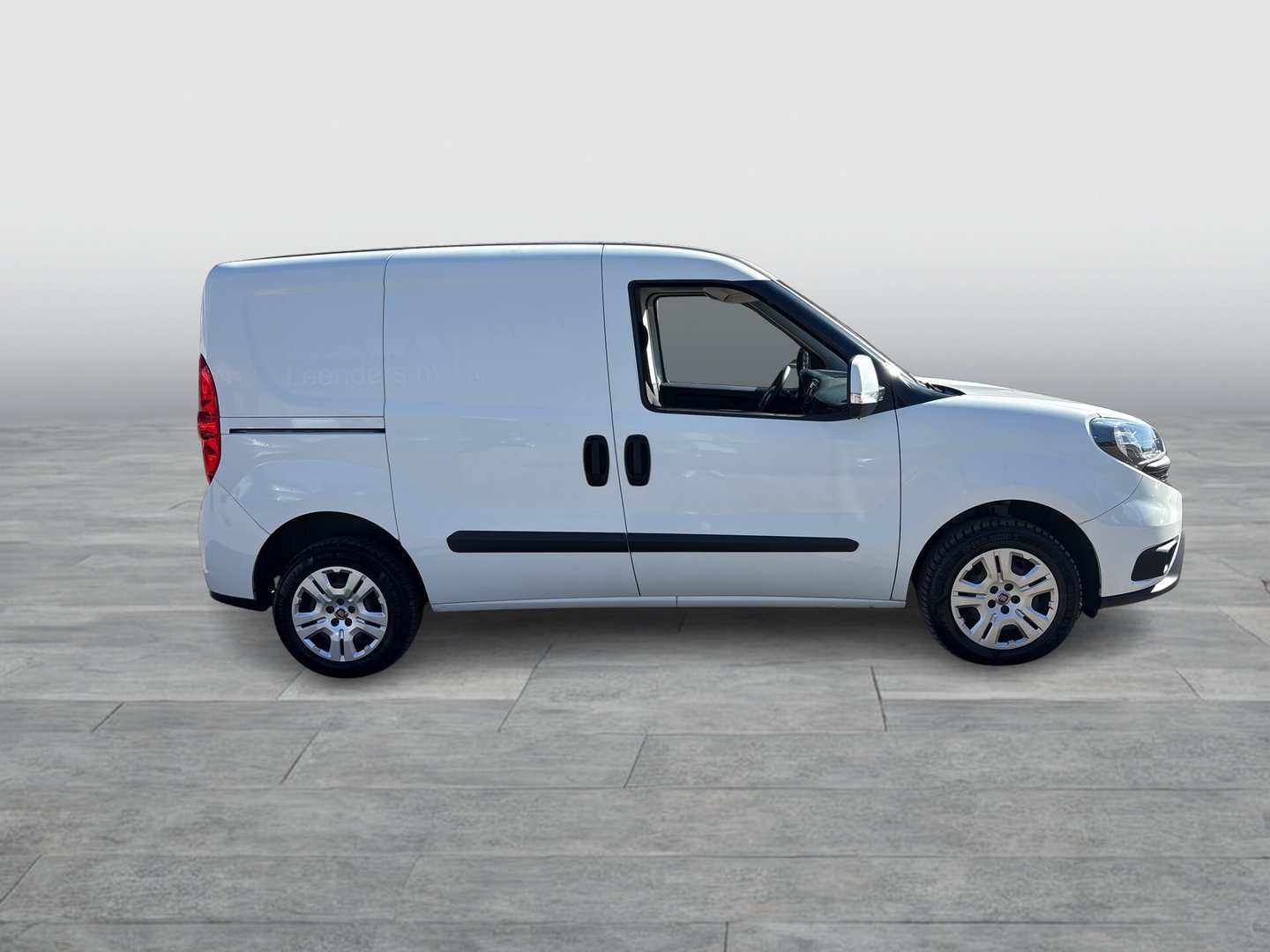 Fiat Doblo Cargo L1H1 1,3 MultiJet 95 Lounge | Bild 6 von 18