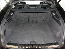 Audi Q8 50 TDI quattro in mythosschwarz metallic