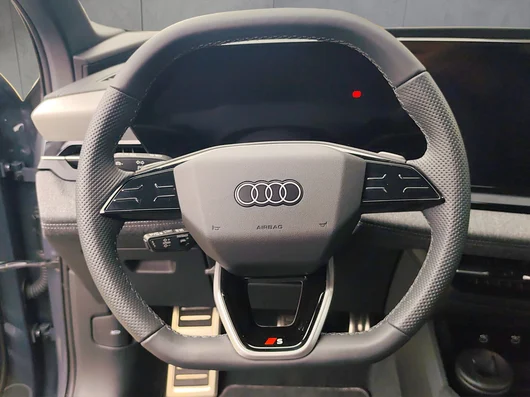 Bild eines Audi Q6 e-tron quattro