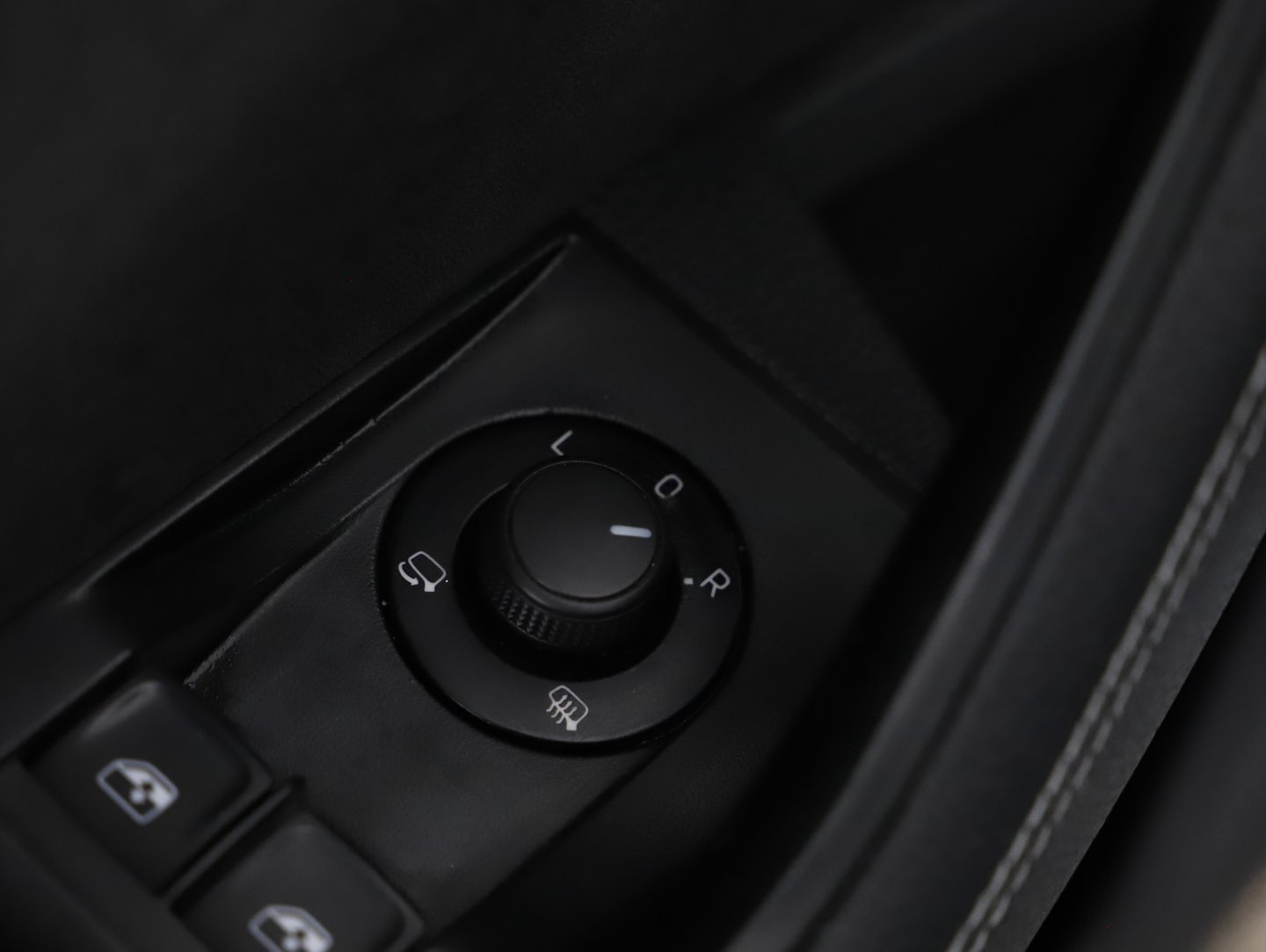 Škoda SUPERB Combi iV SPORTLINE DSG | Bild 19 von 24