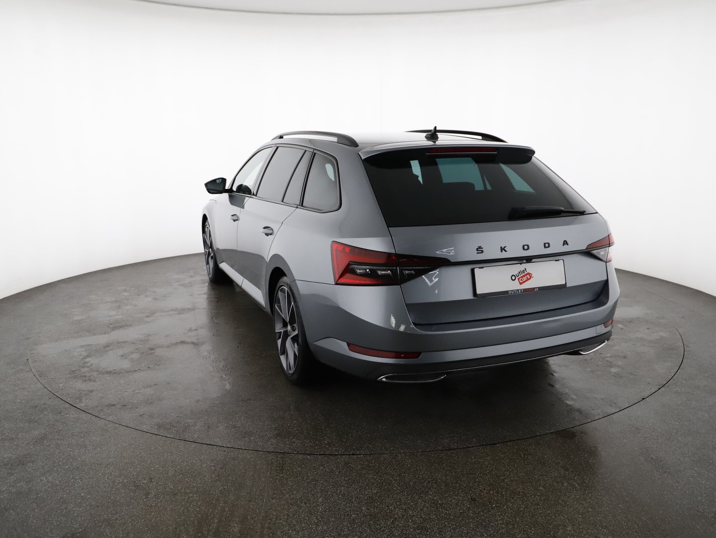 Škoda SUPERB Combi iV SPORTLINE DSG | Bild 3 von 24