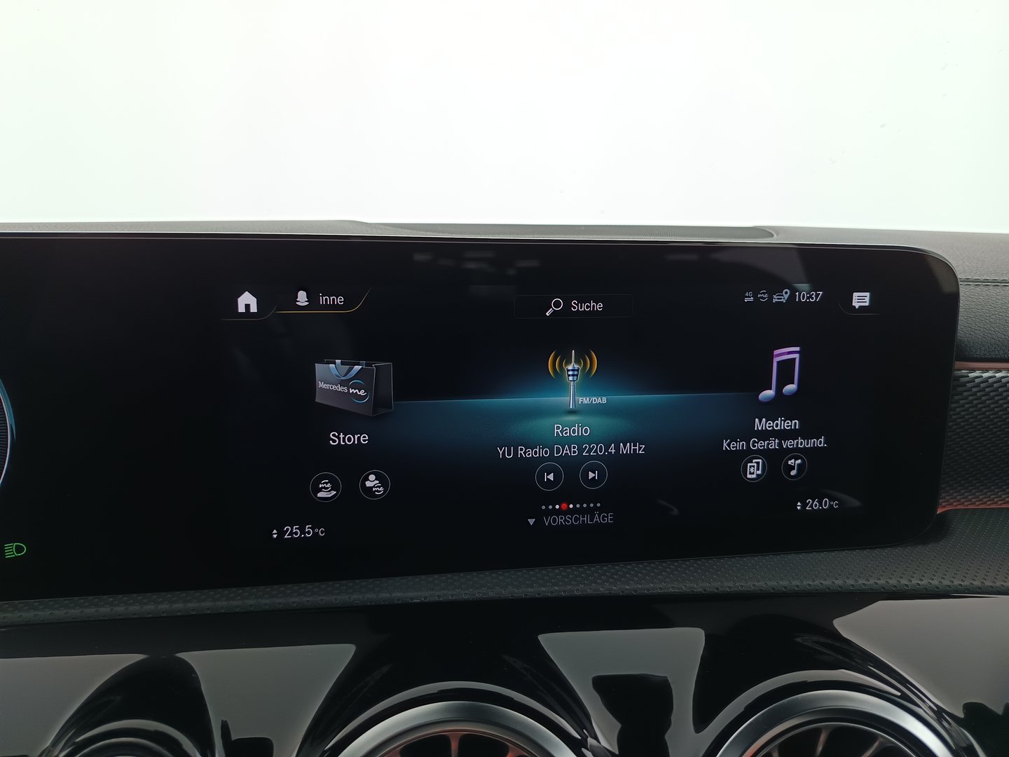 Mercedes CLA 180 d Shooting Brake | Bild 19 von 36