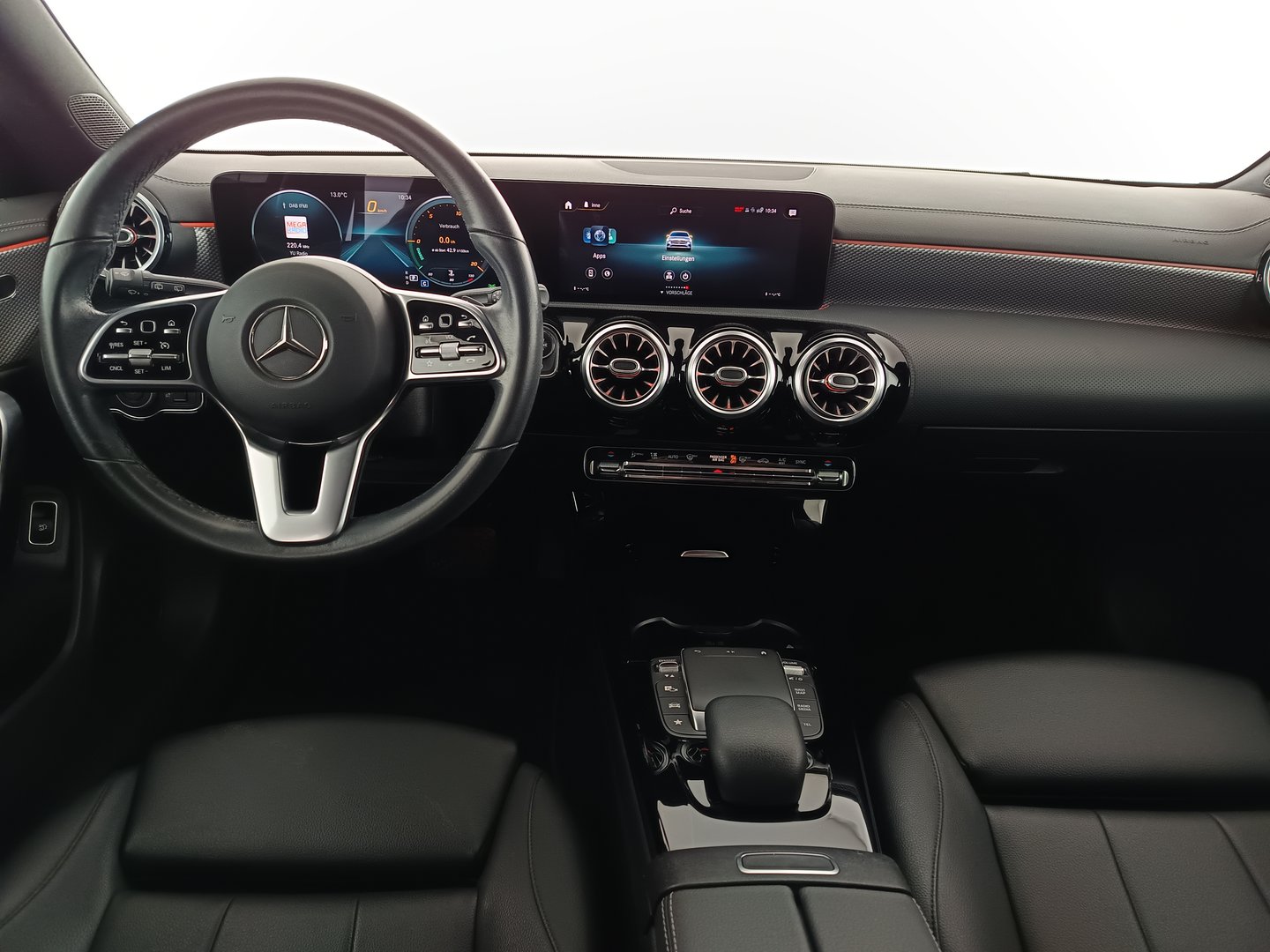 Mercedes CLA 180 d Shooting Brake | Bild 14 von 36