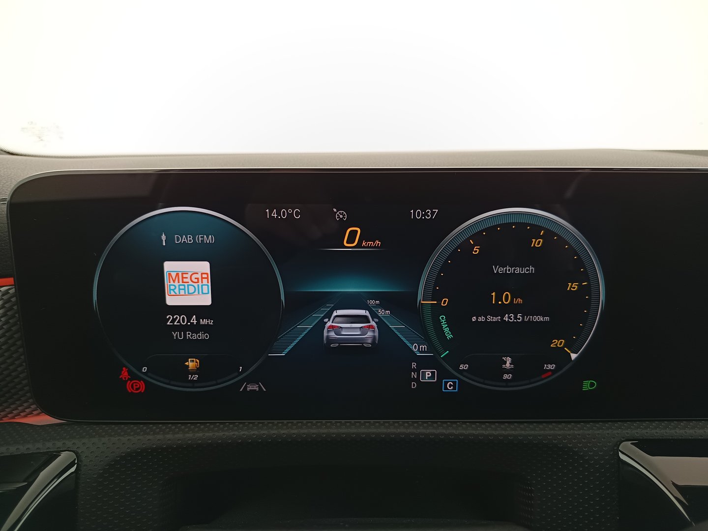 Mercedes CLA 180 d Shooting Brake | Bild 15 von 36