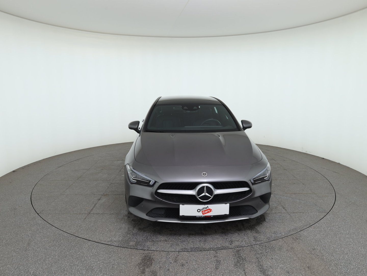 Mercedes CLA 180 d Shooting Brake | Bild 2 von 36