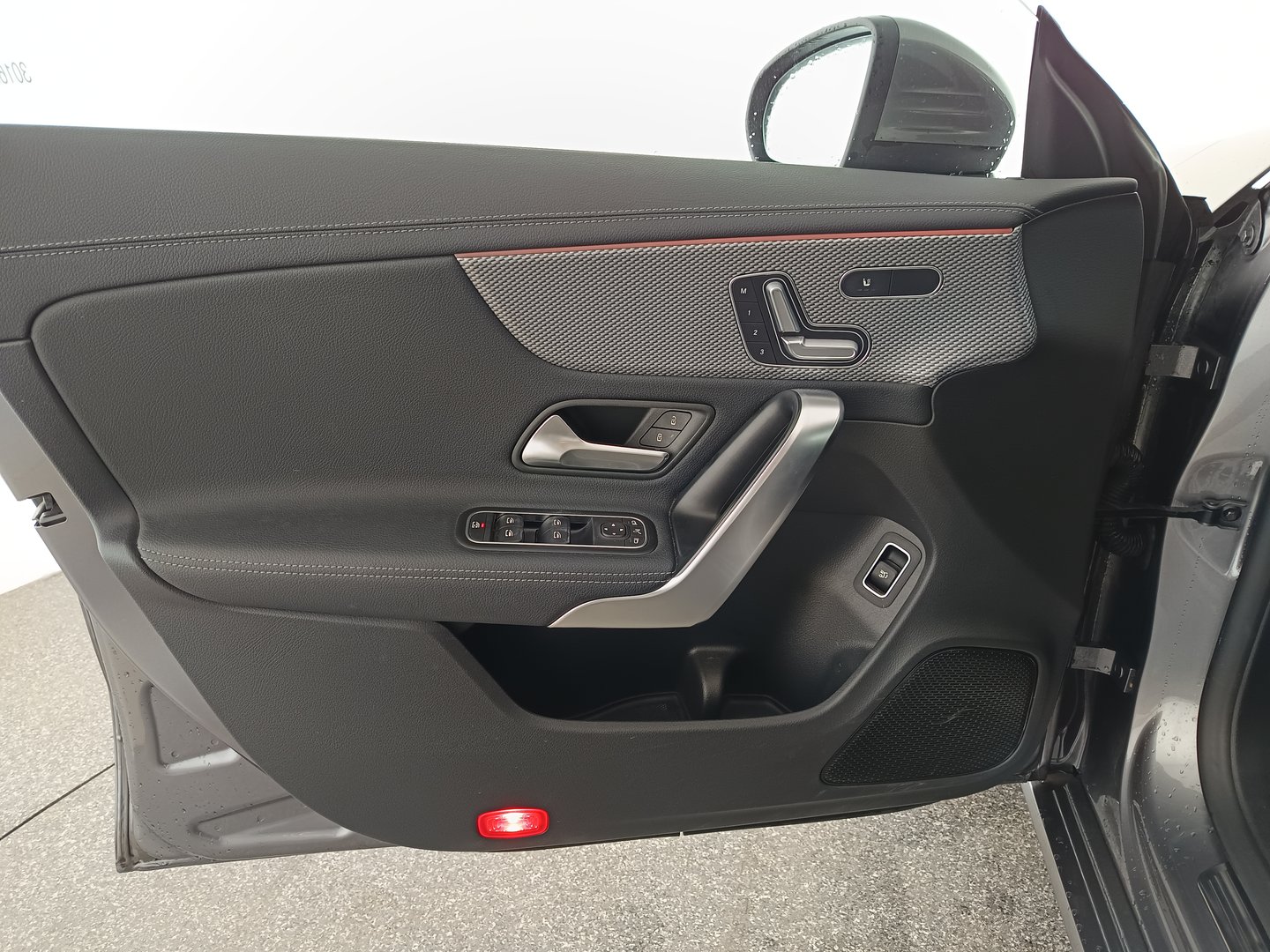 Mercedes CLA 180 d Shooting Brake | Bild 10 von 36