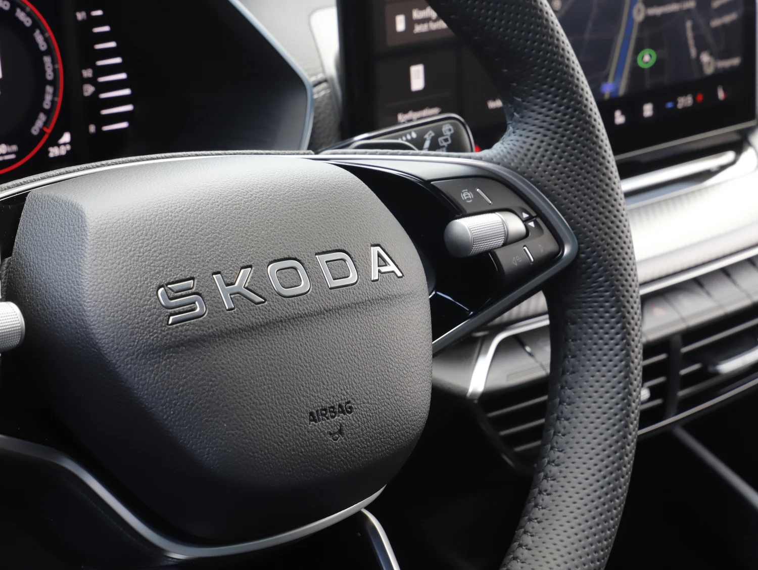 Bild eines Škoda Octavia Combi Sportline TSI mHEV DSG