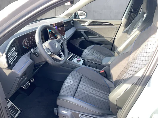 Bild eines VW Tiguan R-Line eTSI DSG