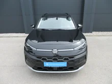VW T-Roc Life eTSI DSG in Grenadillschwarz Metallic