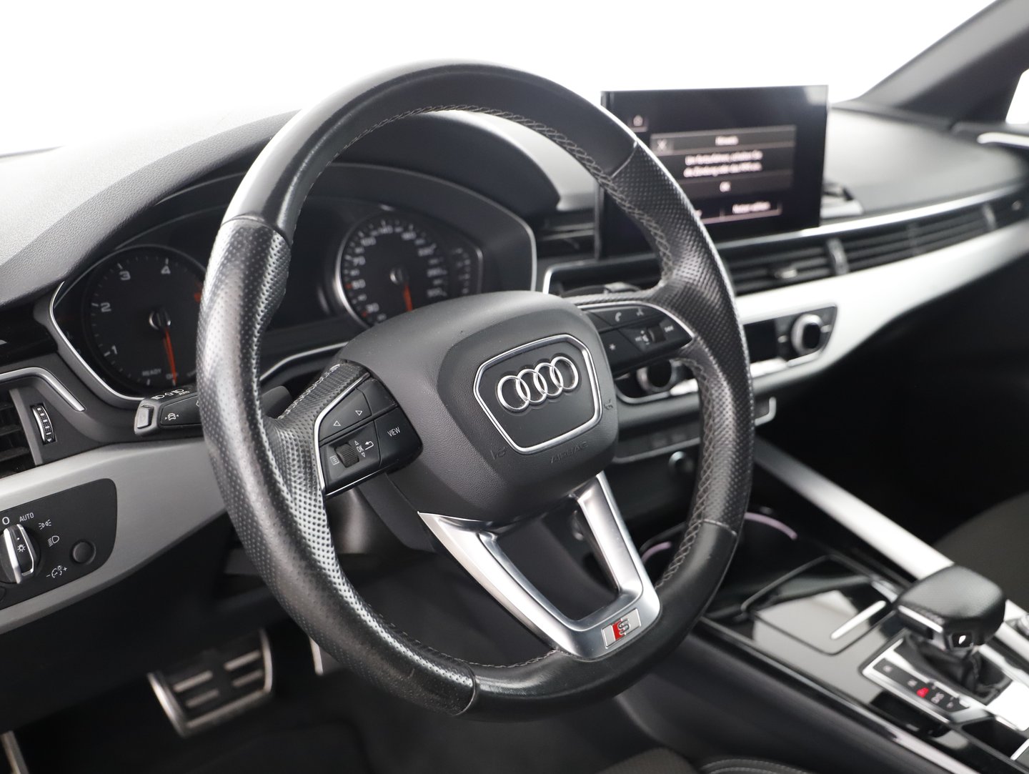 Audi A4 Avant 35 TDI advanced | Bild 5 von 21