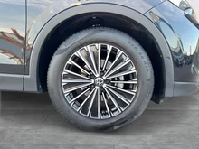 VW Tiguan Life eTSI DSG in Deep Black Perfleffekt