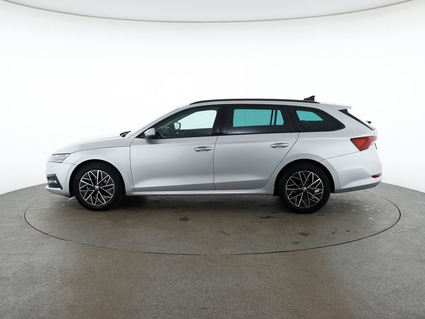 Škoda OCTAVIA Combi Ambition TDI | Bild 8 von 29