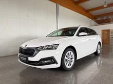 Škoda Octavia Combi Premium TDI in 9P Candy-Weiss