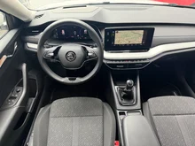 Škoda Octavia Combi Premium TDI in 9P Candy-Weiss