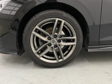 VW Golf R-Line TSI in Deep Black Perleffekt