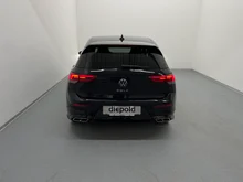 VW Golf R-Line TSI in Deep Black Perleffekt
