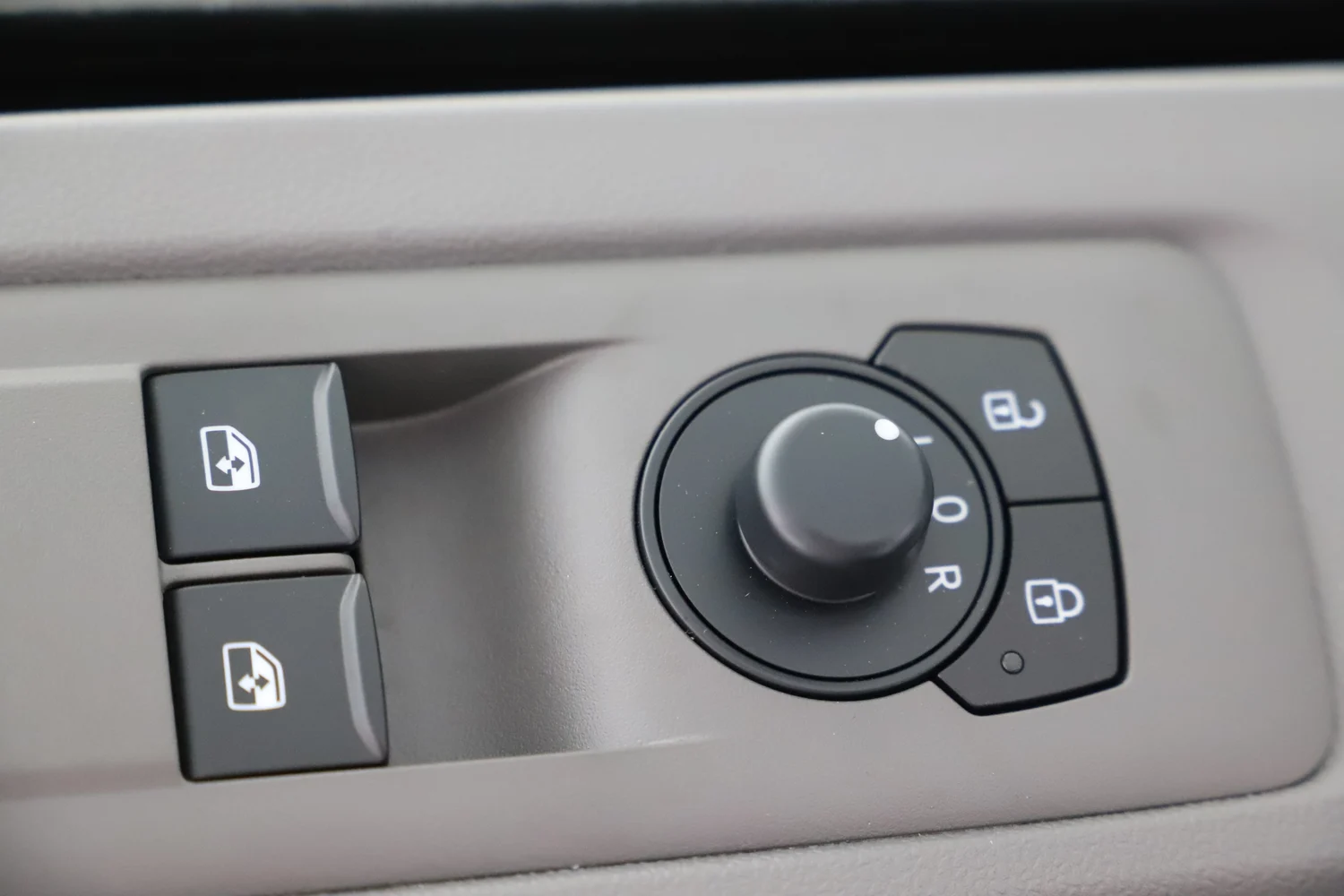 Bild eines Transporter Kombi LR TDI 4MOTION