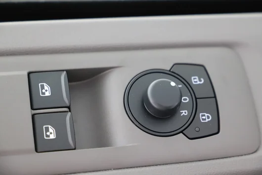 Bild eines Transporter Kombi LR TDI 4MOTION
