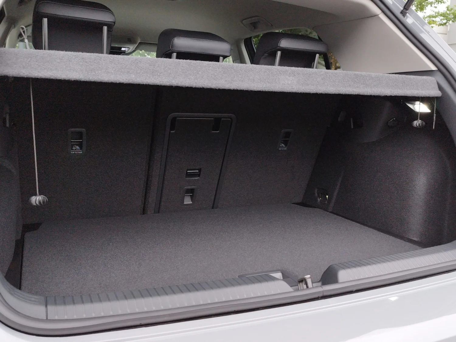 Bild eines VW Golf Rabbit mHEV DSG