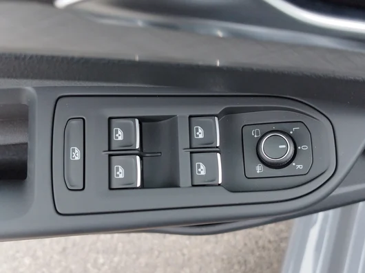 Bild eines VW Golf Rabbit mHEV DSG