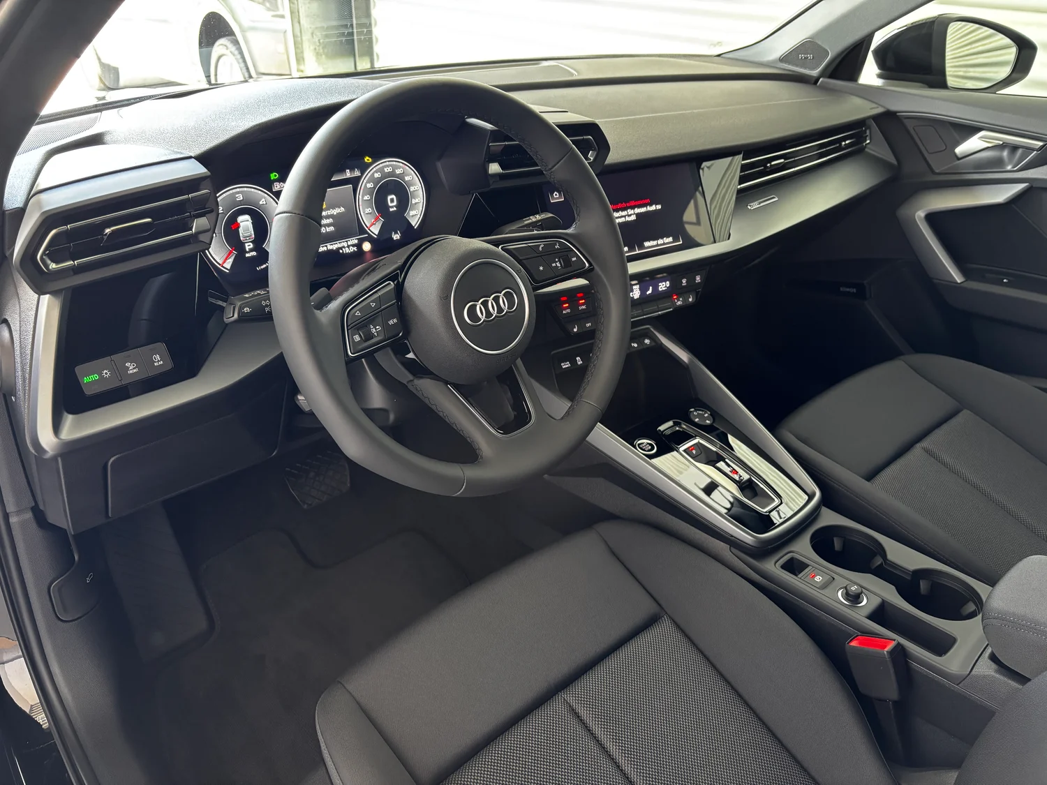 Bild eines Audi A3 allstreet 35 TDI