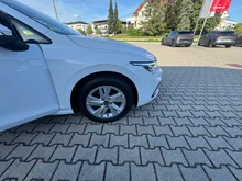 VW Golf Life TDI DSG in Pure White